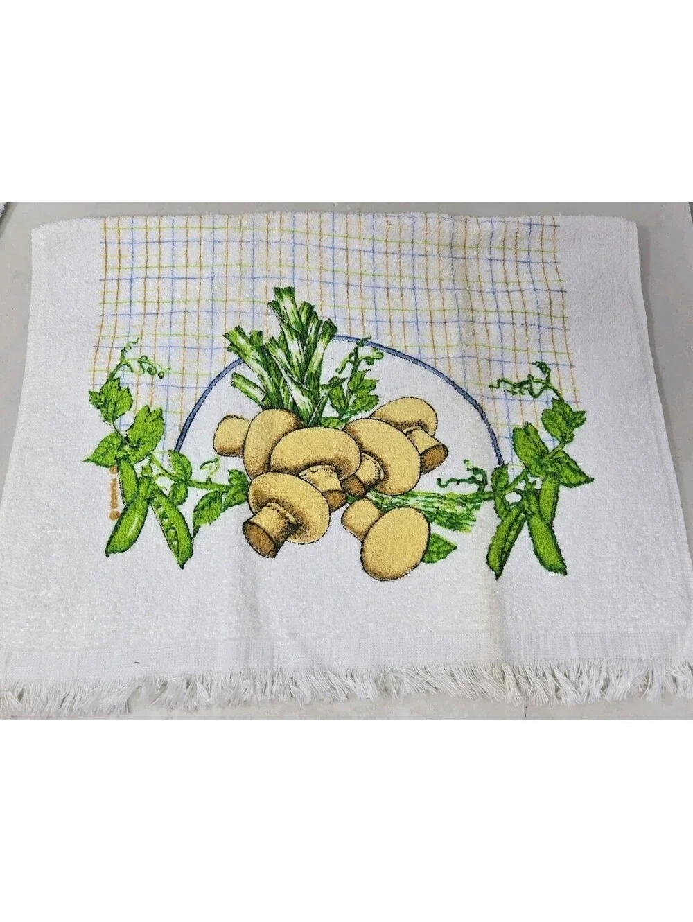 Vintage 1970’s Sears Mushroom Fringe Hand Towel Terry Cloth NWT READ